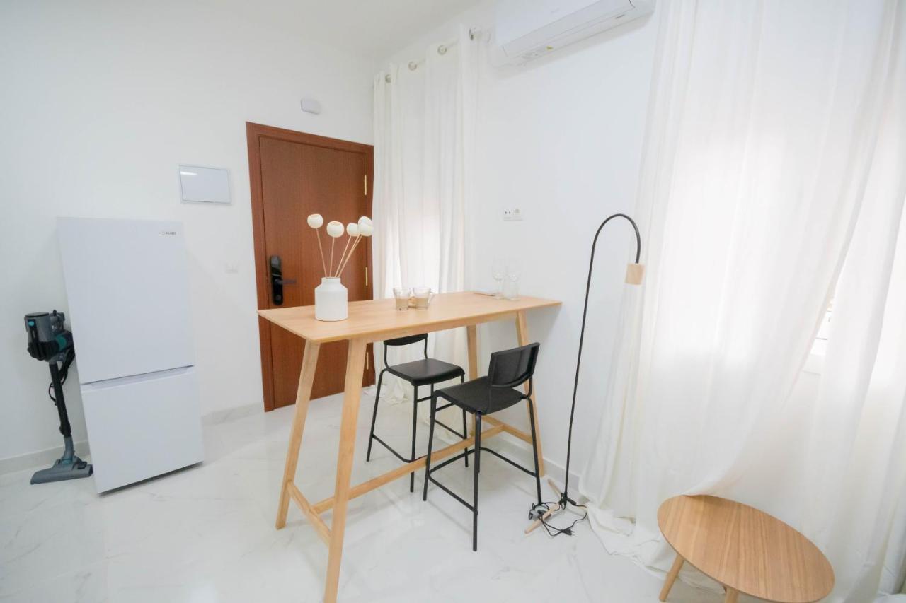 Apartamento For Encantador Y Unico Estudio Temporal En El Centro Mlubº1 *